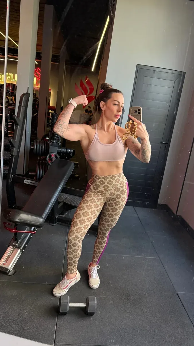 Mari Lopes treinando